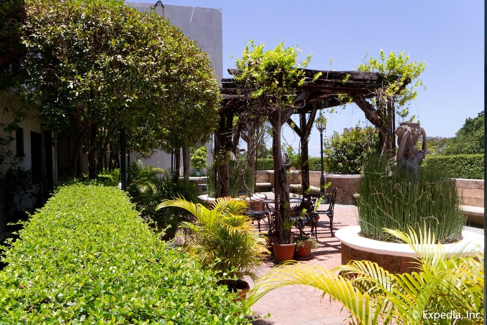 Фото Crown Regency Residences - Cebu