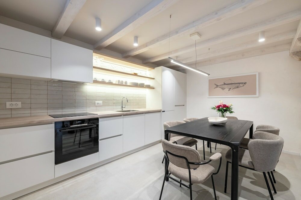 Фото Villa Miri, superior heritage villa with swimming pool