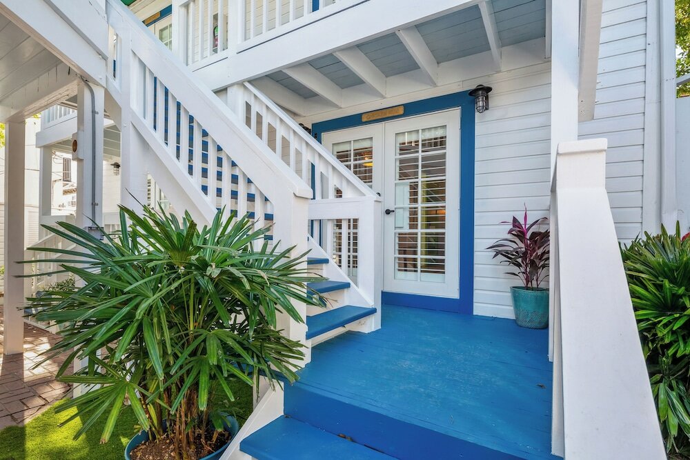 Фото Custom House Inn