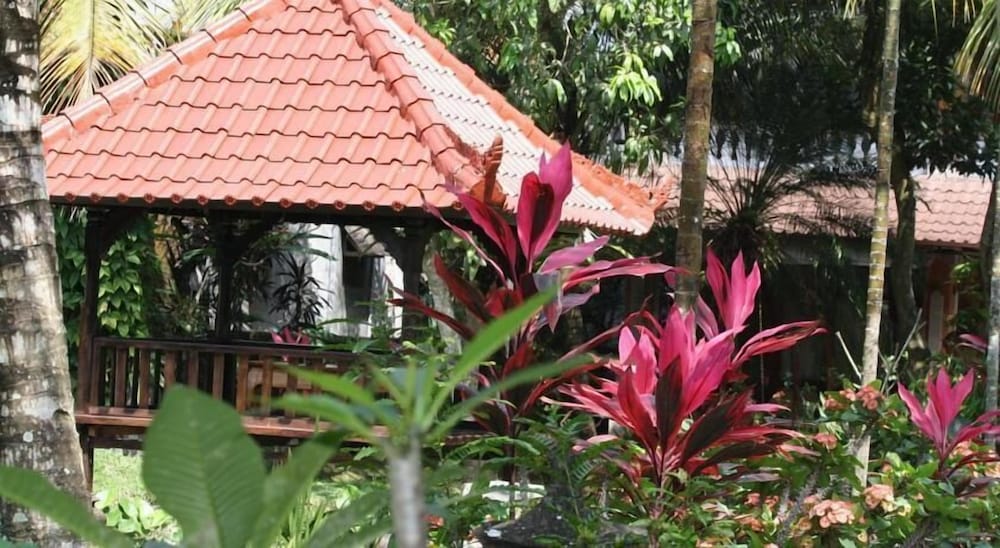 Фото Puri Dalem Cottages