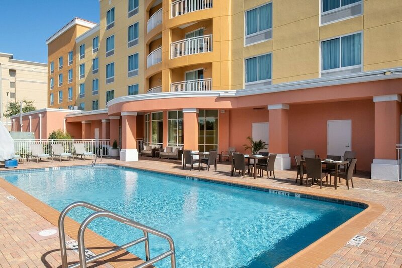 Гостиница Courtyard Jacksonville Orange Park