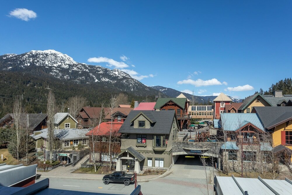 Фото Whistler Vacation Club at Lake Placid Lodge