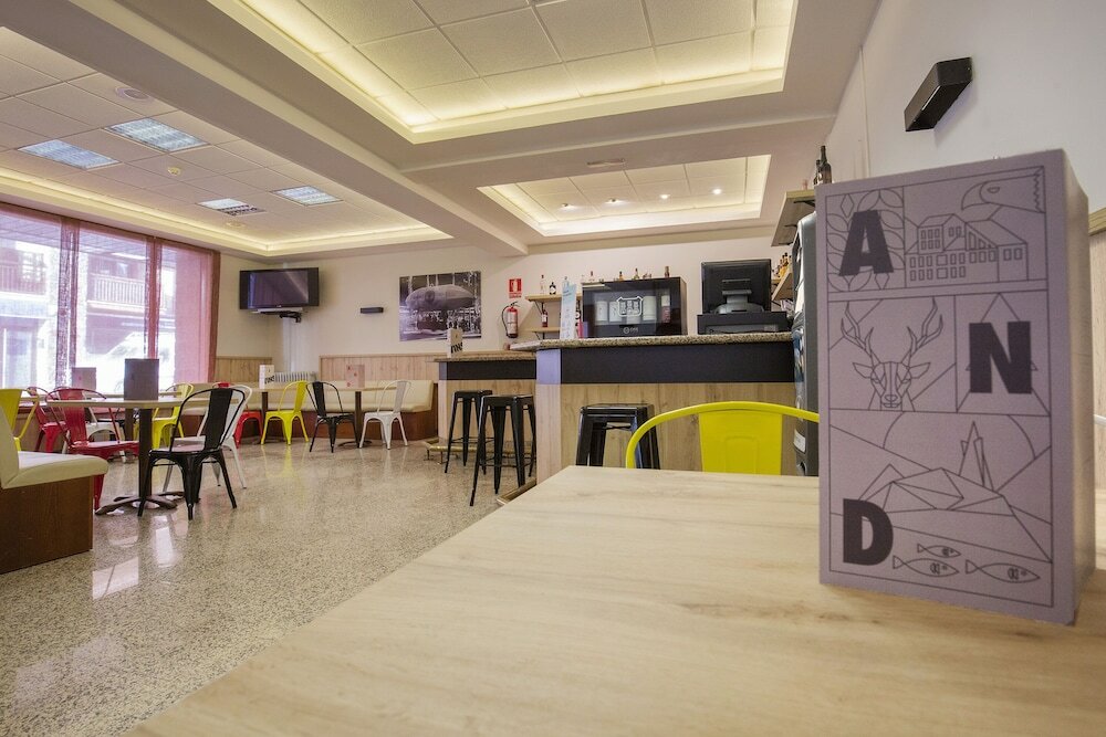 Фото Hotel Encamp