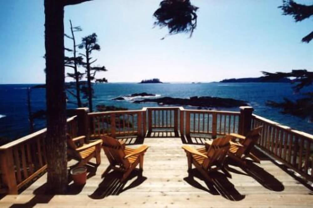 Фото Middle Beach Lodge