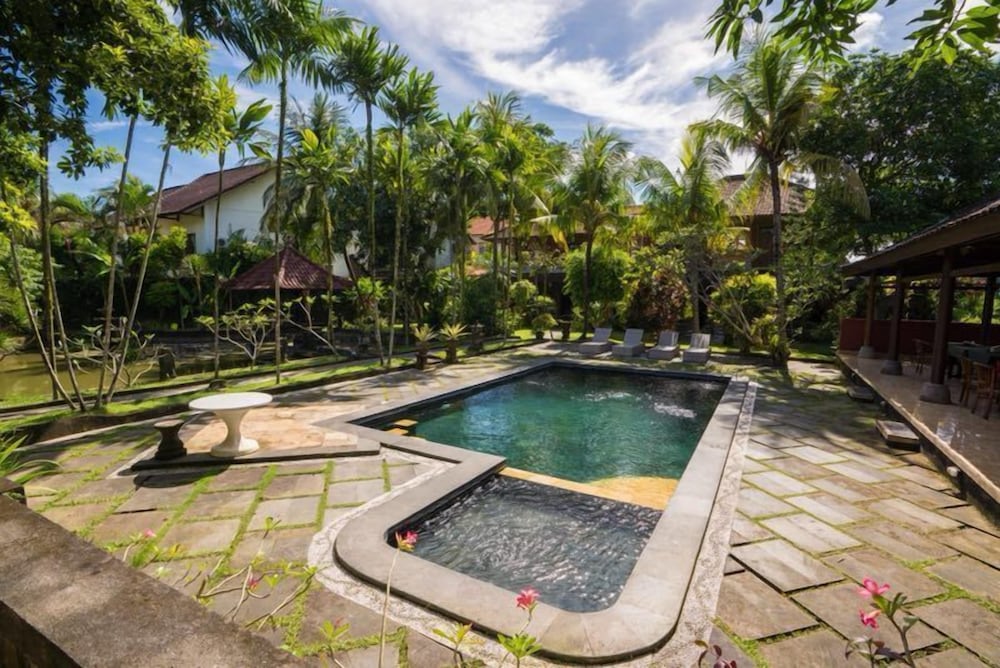 Фото Puri Dalem Cottages