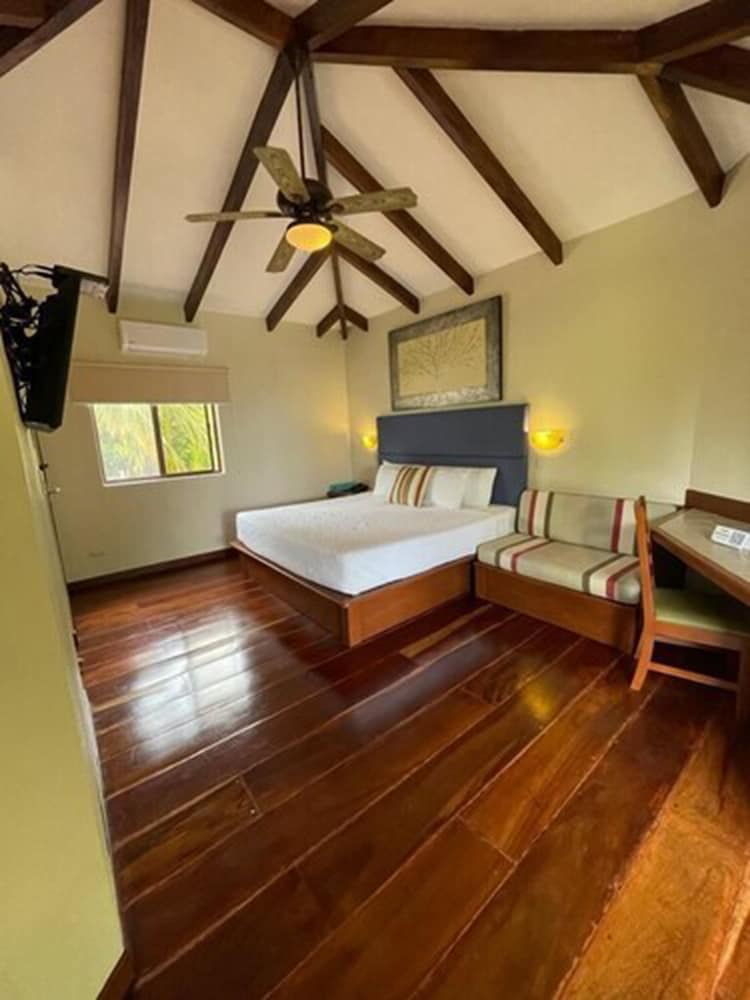 Фото Boca Olas Resort Villas