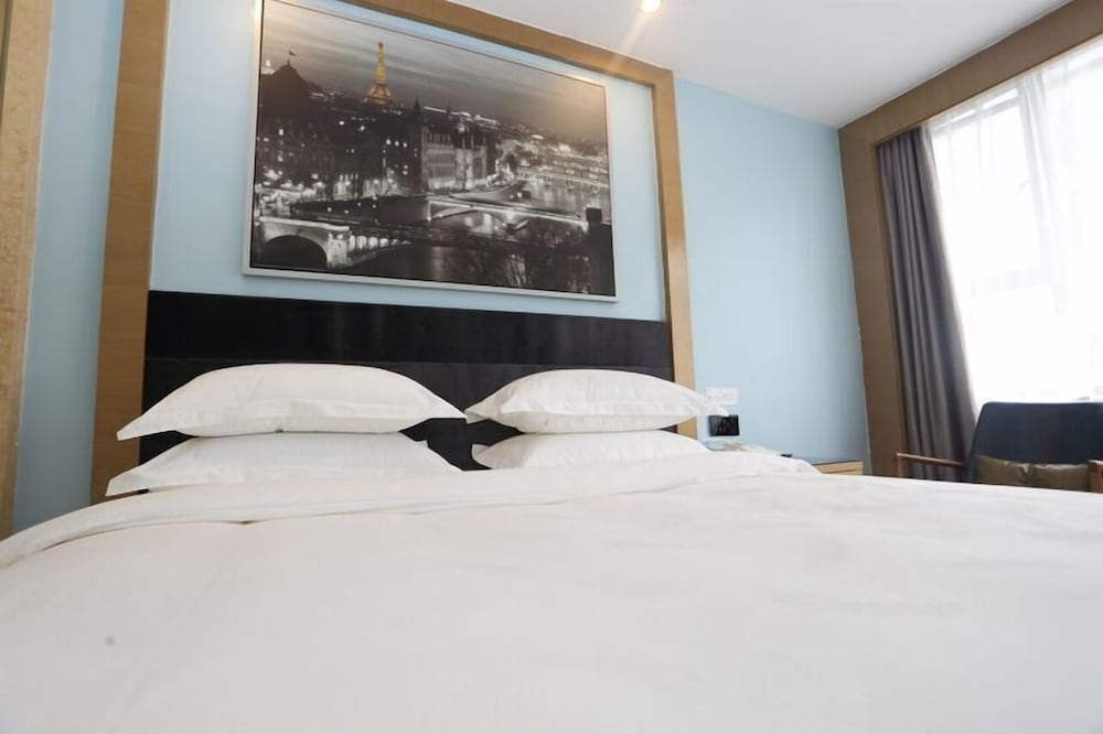 Фото Colour Inn Shenzhen Chunfeng Branch