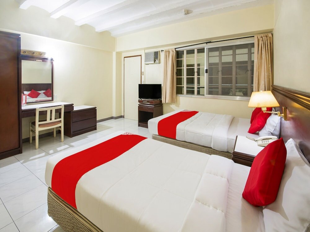 Фото Vaccinated Staff - Capital O 465 Ford's Inn