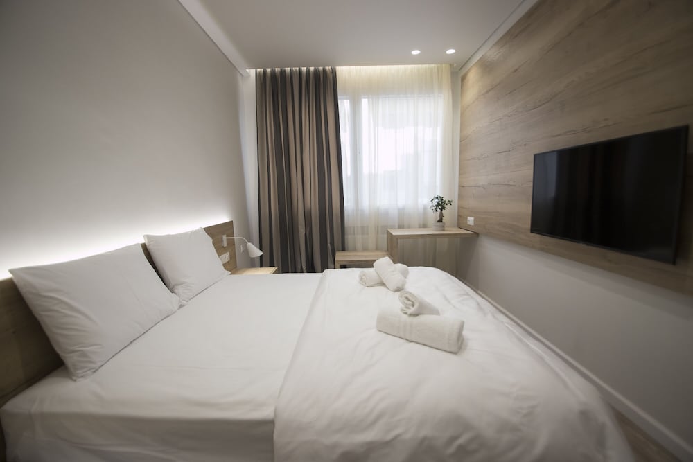 Фото Ornament Suites Nilie Hospitality Mgmt