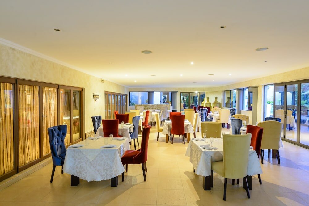 Фото Equestrian Royal Boutique Hotel & SPA