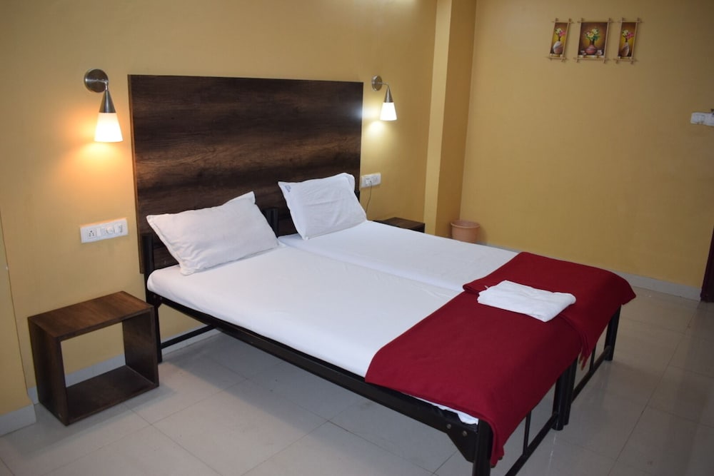 Фото Hotel Peacock