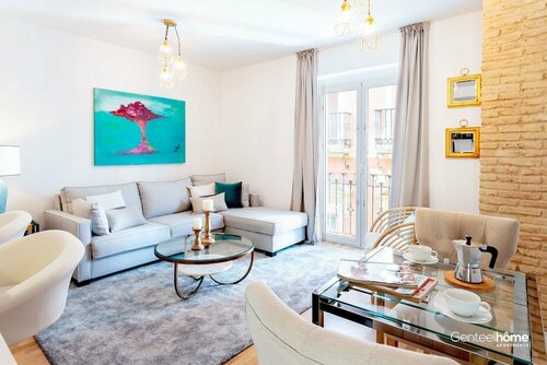 Гостиница Cozy Apartment 1Bd in the Heart of the City Center. Francos VII в Севилье