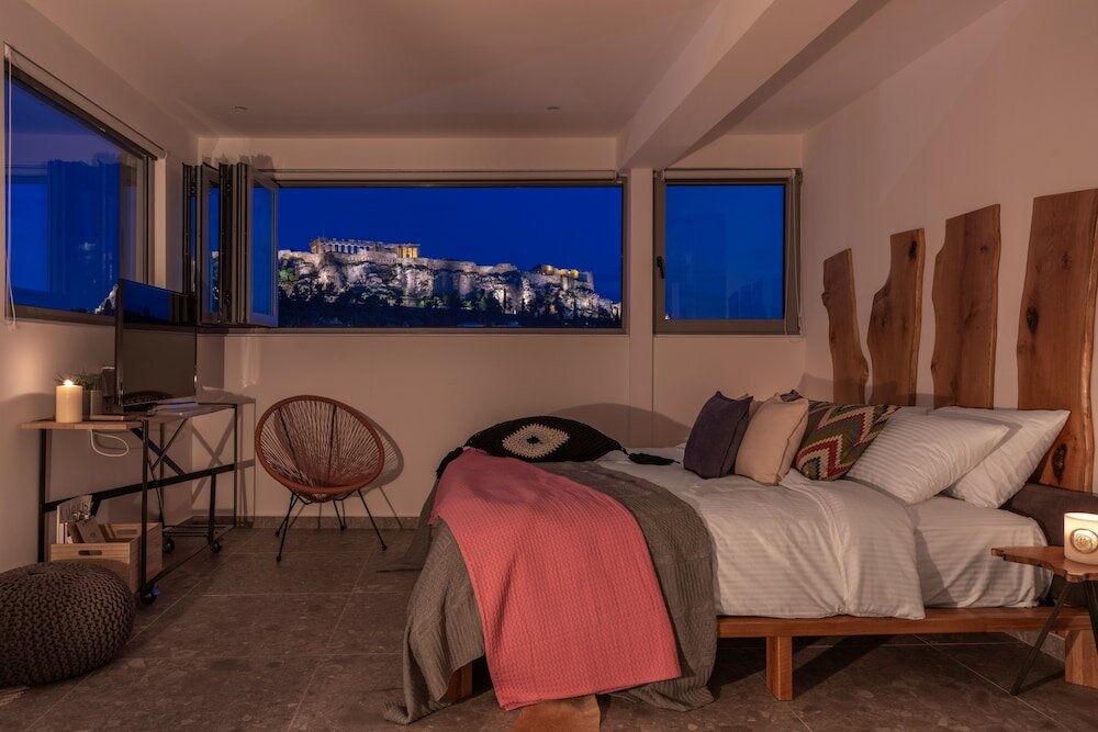 Фото Mythos Luxury Suites