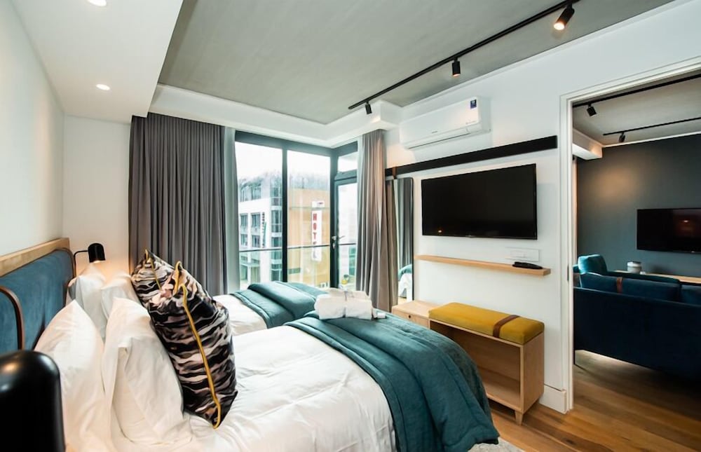 Фото Latitude Aparthotel