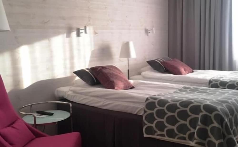 Фото Yxnerum Hotell