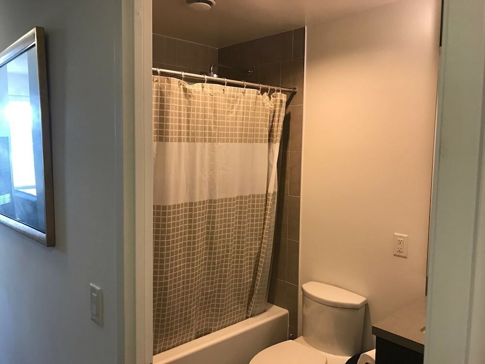 Фото Midnight Suites