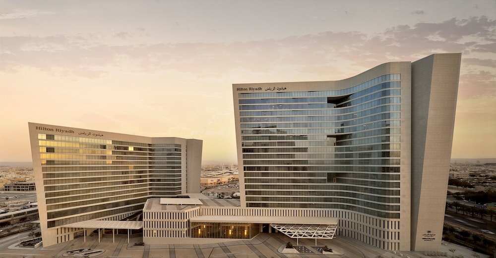 Фото Hilton Riyadh Hotel & Residences