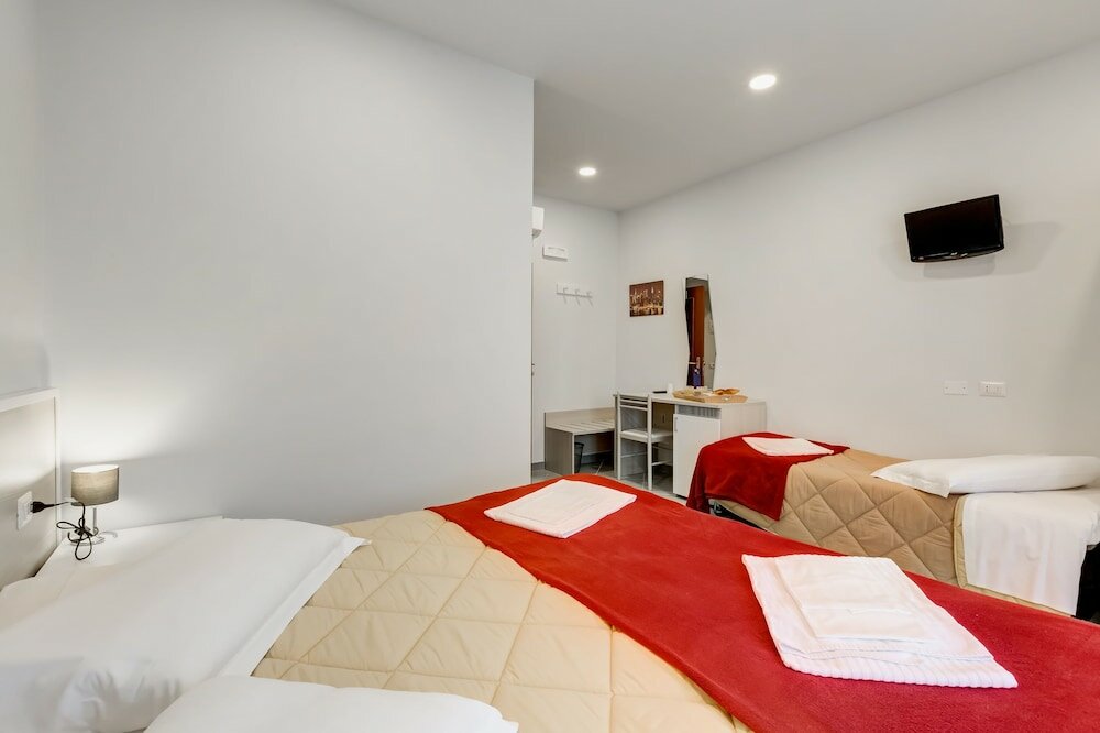 Фото San Pietro Rooms