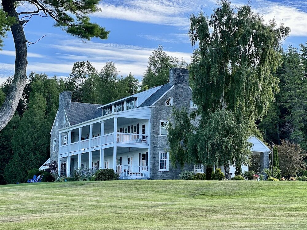 Фото Valcour Inn & Boathouse