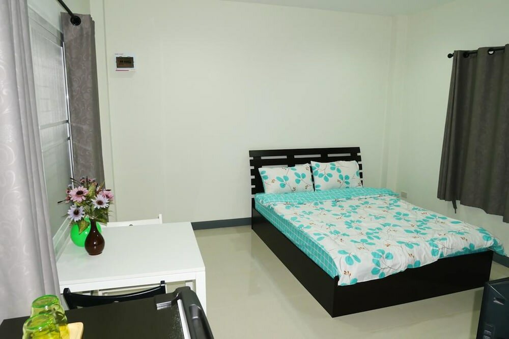 Фото Bann Romyen Klang Dong