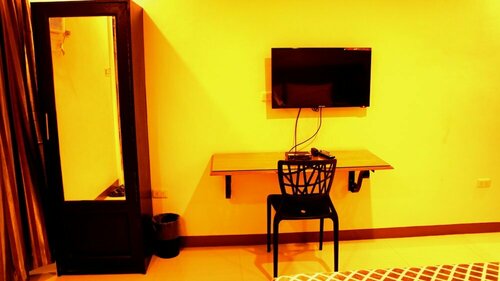 Гостиница Urbantel Hotel в Лусене