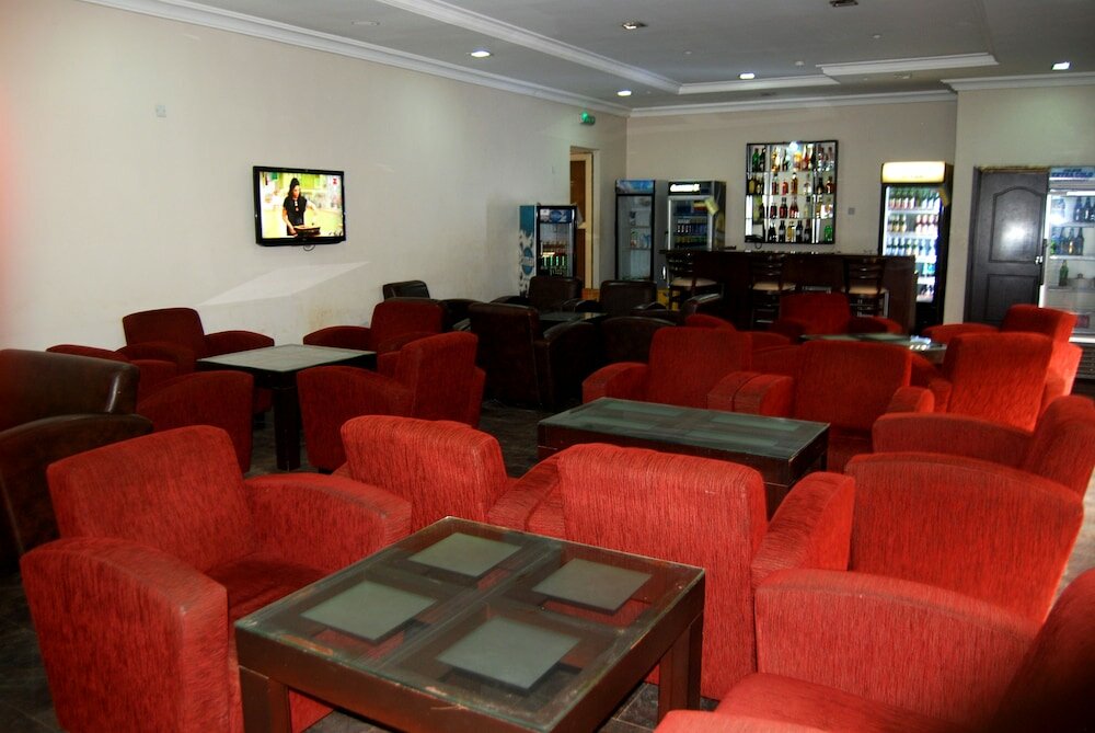 Фото Grand Inn & Suites