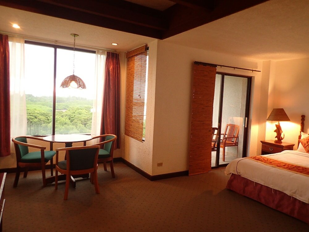 Фото Cliffside View Hotel