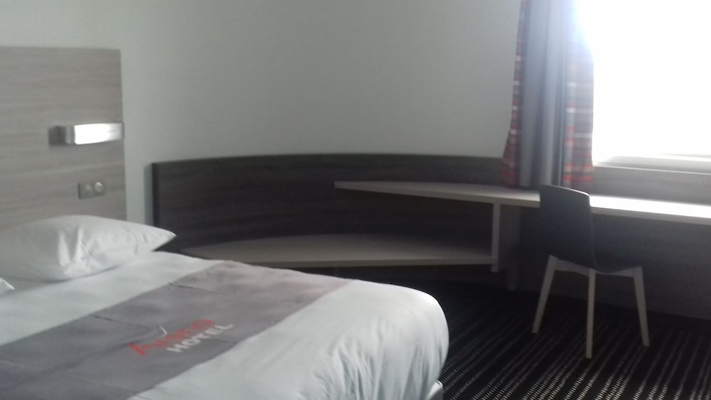 Фото Arena Hôtel Toulouse