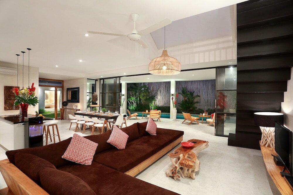Фото Seminyak White Design Villa