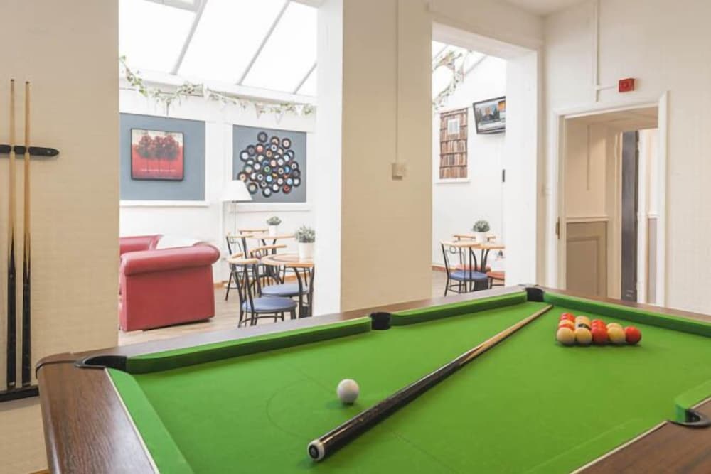 Фото Nomad Backpackers