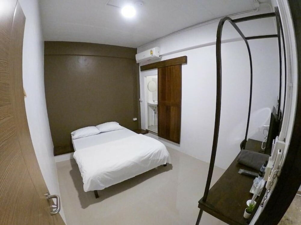 Фото Sleepaholic Hostel