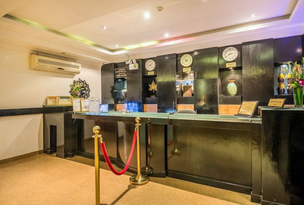 Фото Nayyara Specialist