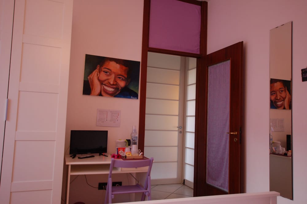 Фото La Rosa Scarlatta Broseta