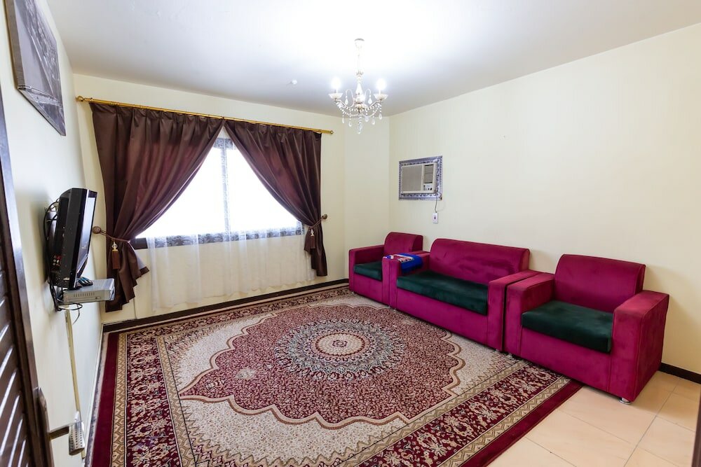Фото Al Eairy Furnished Apartments Jeddah 2
