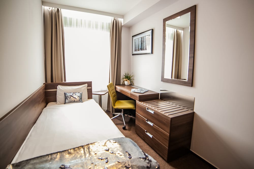 Фото Hampton Suites Serviced Apartments