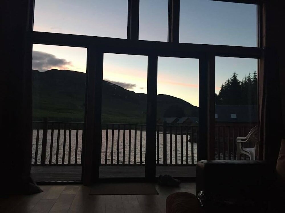 Фото Scottish Highland Lodge