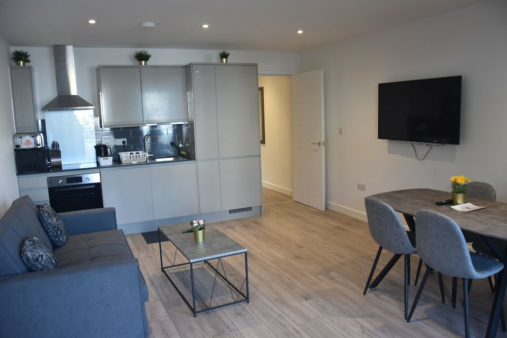 Фото Hampton Suites Serviced Apartments