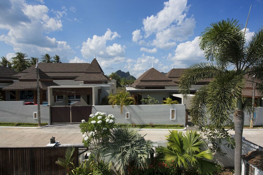 Фото Narintara Villas