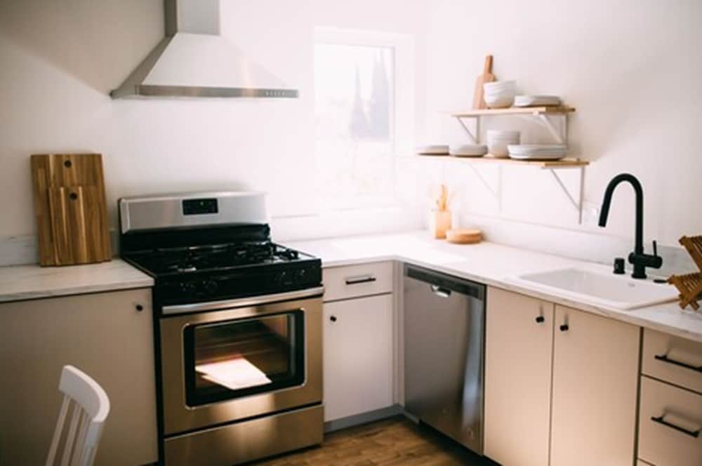 Фото Noon on Sunset Hill