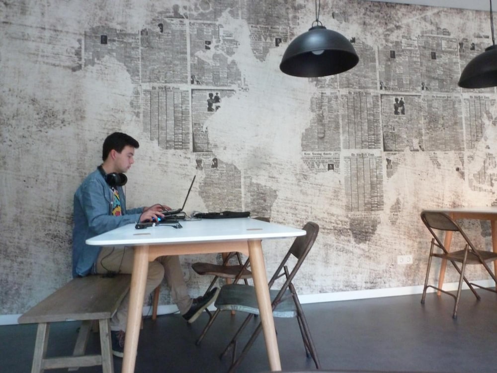 Фото Moon Hill Hostel