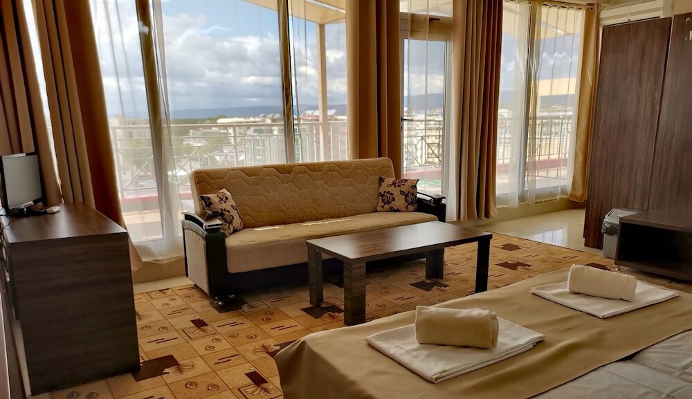 Фото Hostel Coral City