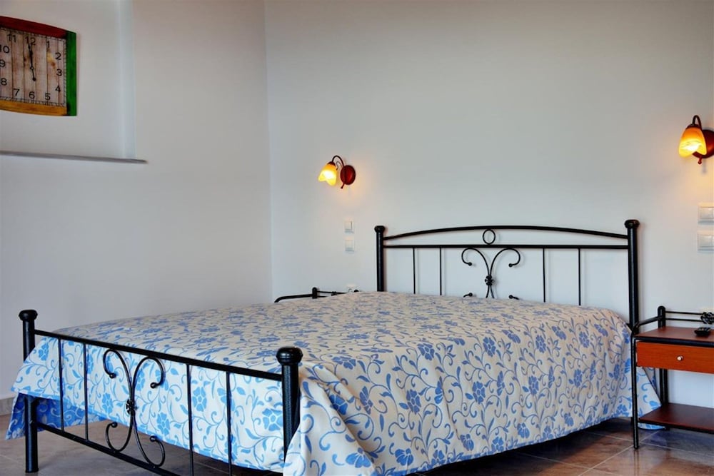 Фото Mikro Nisi Studios