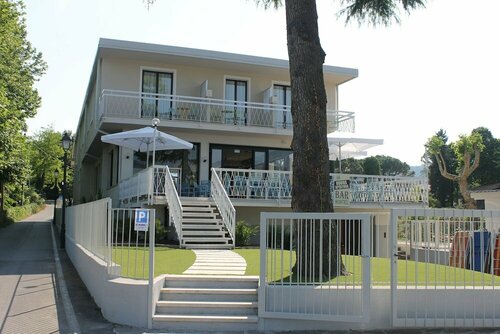 Хостел Lake Garda Beach Hostel