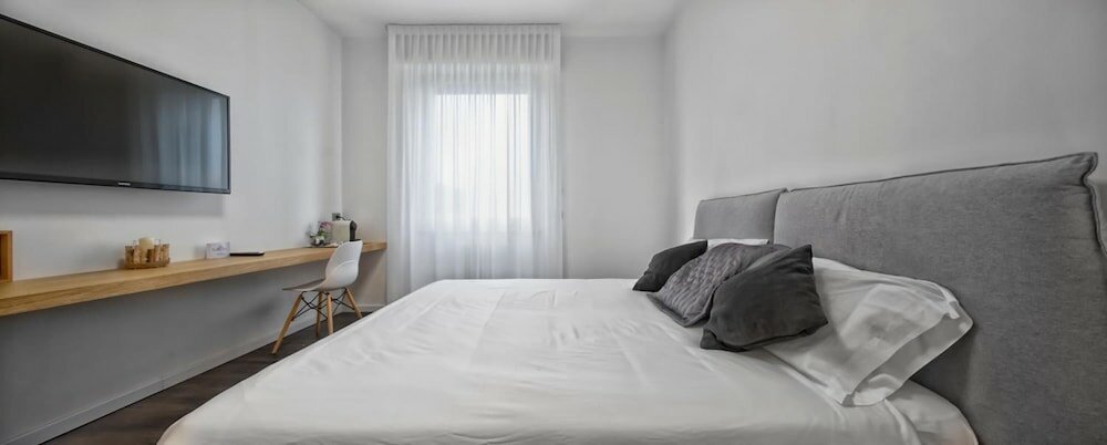 Фото Suite Vogue Luce