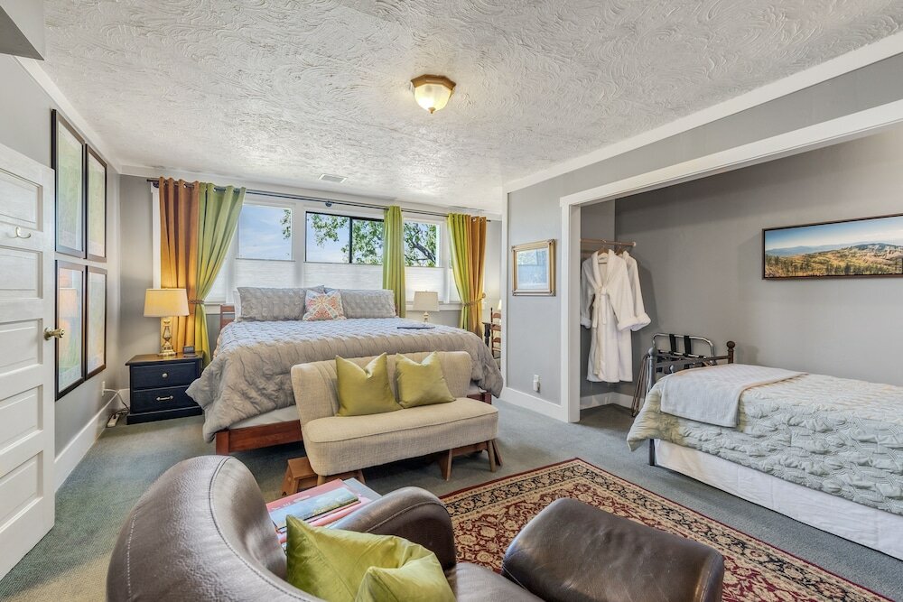 Фото Oak Hill Bed & Breakfast