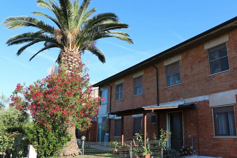 Фото Agriturismo gli Etruschi