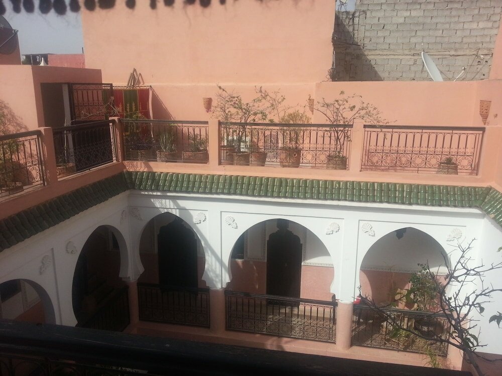 Фото Riad Bousskri