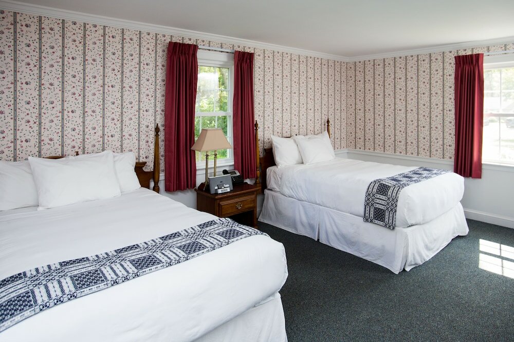 Фото Old Sturbridge Inn and Reeder Family Lodges