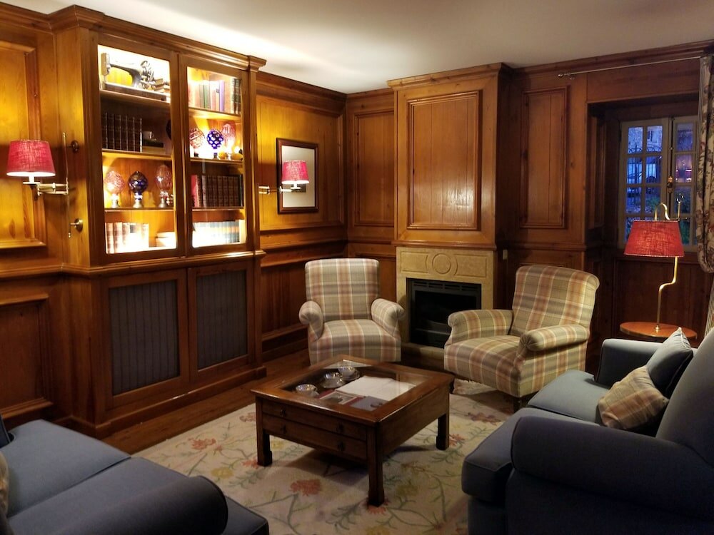 Фото Lawrence's Hotel