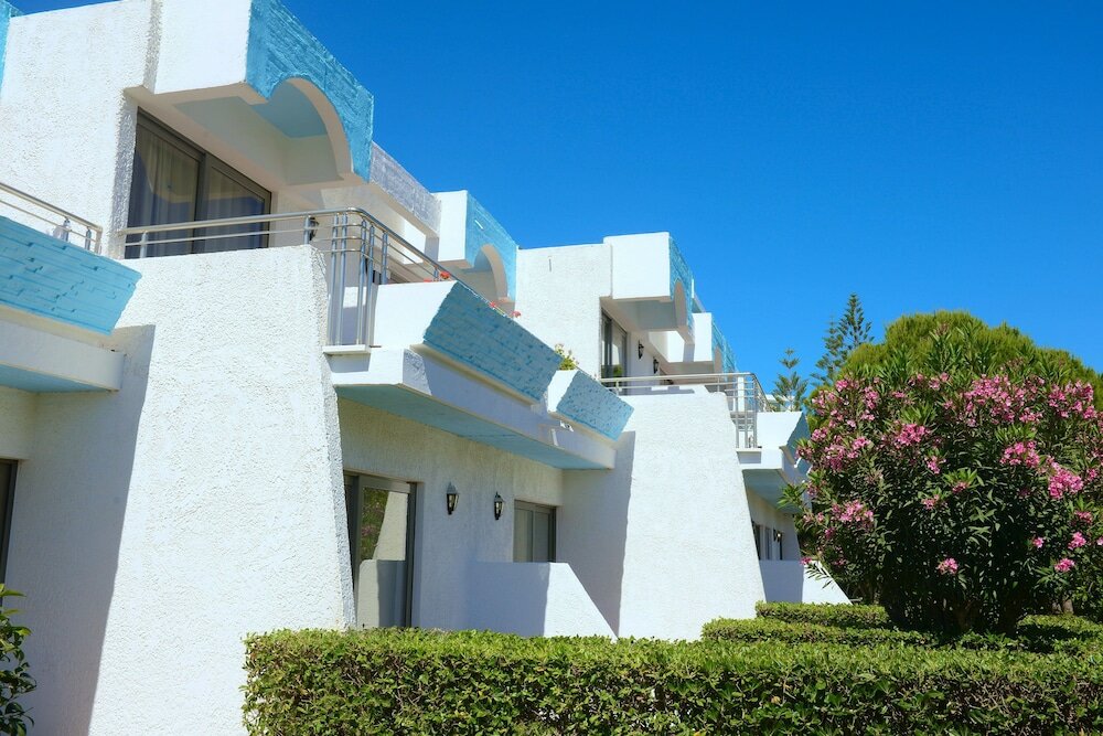 Фото Blue Horizon Hotel